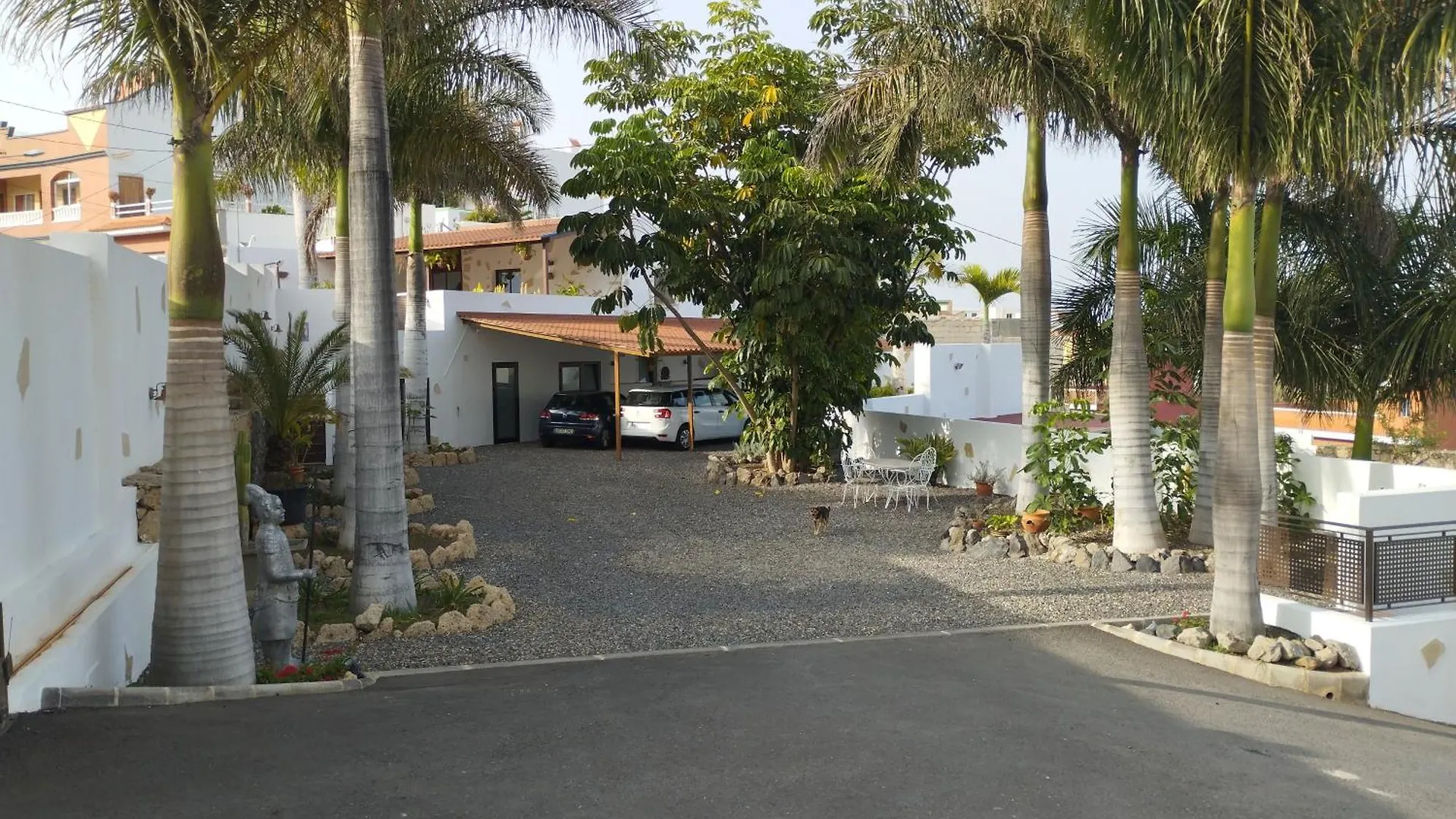 Las Palmeras B Guimar 0*,